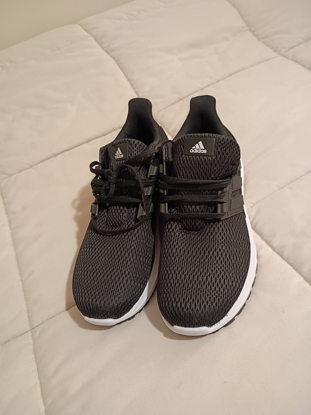 adidas Women's Black & White Athletic Shoes Like New